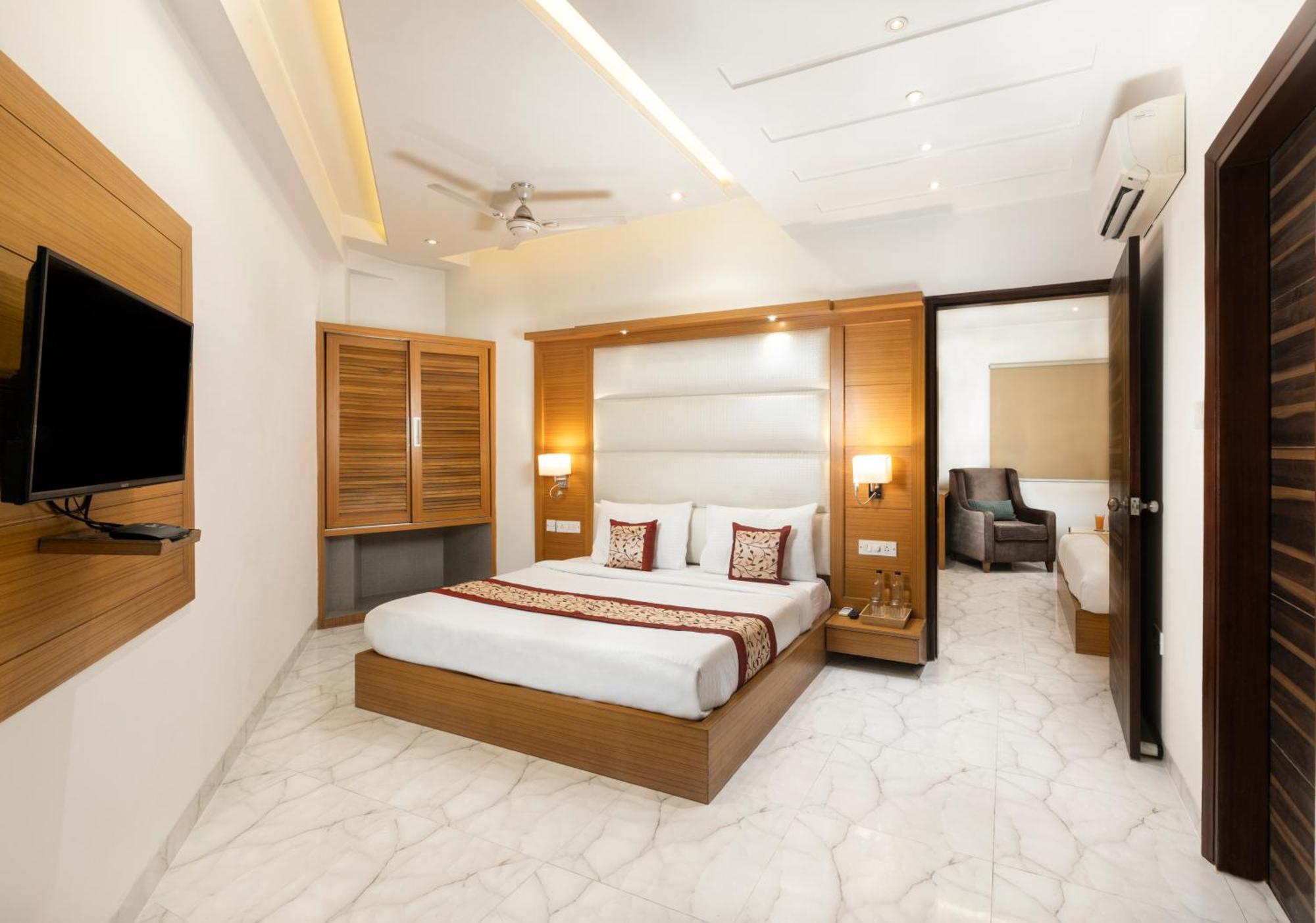 Hotel Aero Star By Star Group Neu-Delhi Exterior foto