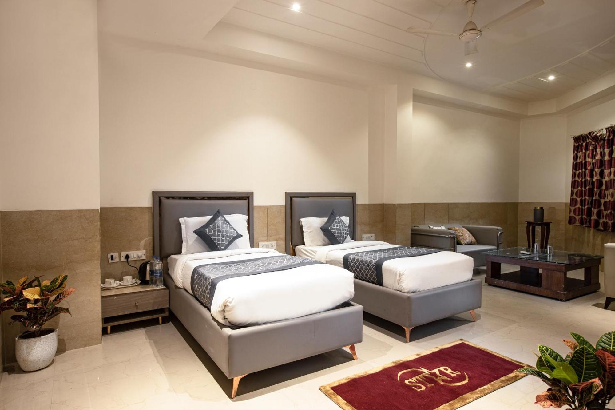 Hotel Aero Star By Star Group Neu-Delhi Exterior foto