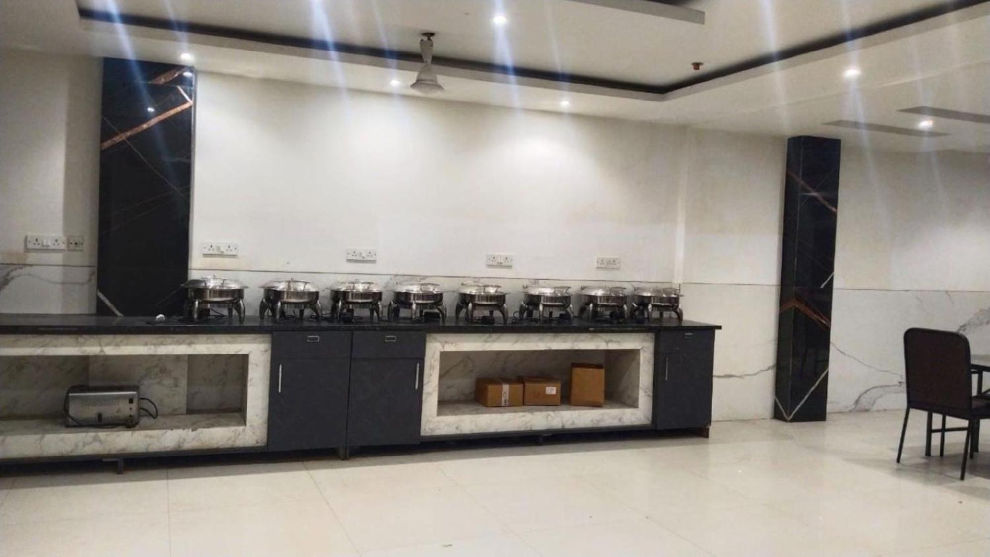 Hotel Aero Star By Star Group Neu-Delhi Exterior foto